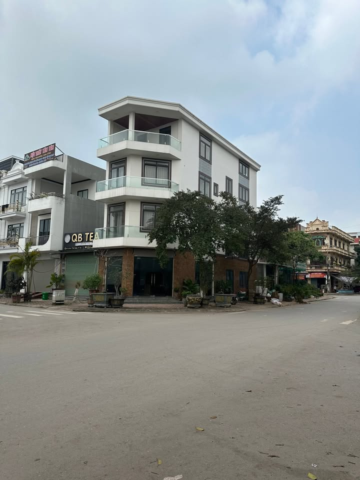 Cho thuê nhà mặt tiền 3 lối đi, Thị trấn Cao Thượng, Bắc Giang - Sẵn sàng kinh doanh