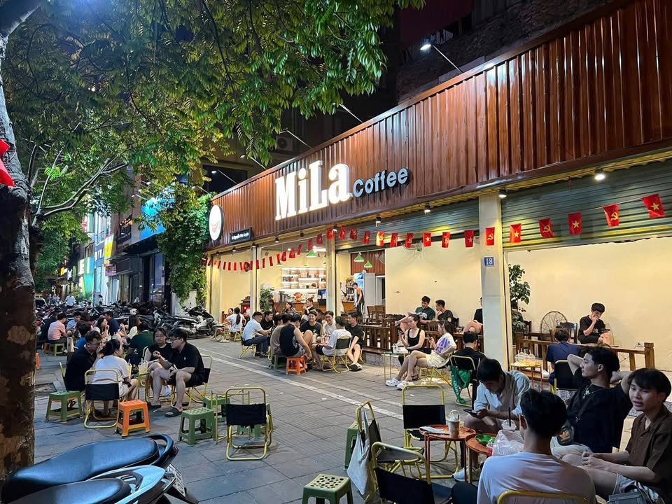 Nhà Phố Hàng Bông, Hoàn Kiếm 100m² - Mặt tiền kinh doanh đỉnh cao!