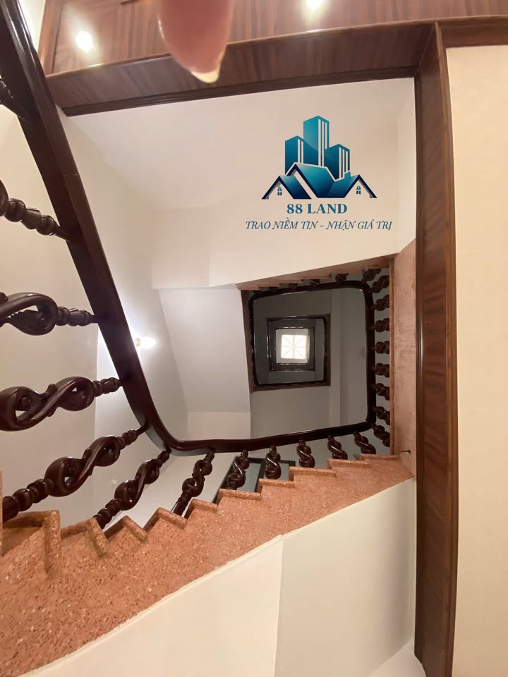 Nhà Phố Trần Nguyên Hãn 72m² - Mặt Tiền Kinh Doanh Hiệu Quả!