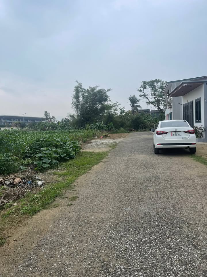 Đất nền Nghi Liên 90m² - Cạnh sân bay Vinh, đường to ô tô!