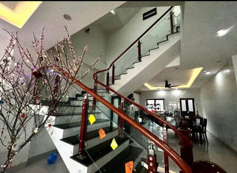 Bán nhà 3 tầng đường H2 Minh Đức Cam Đường 95m² - View suối cực thoáng!