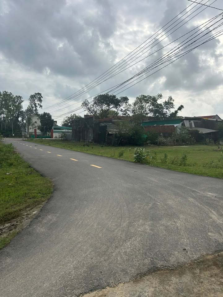 Đất nền Cát Khánh, Phù Cát 200m² Sổ Đỏ Sẵn Sàng - Giá 820 Triệu