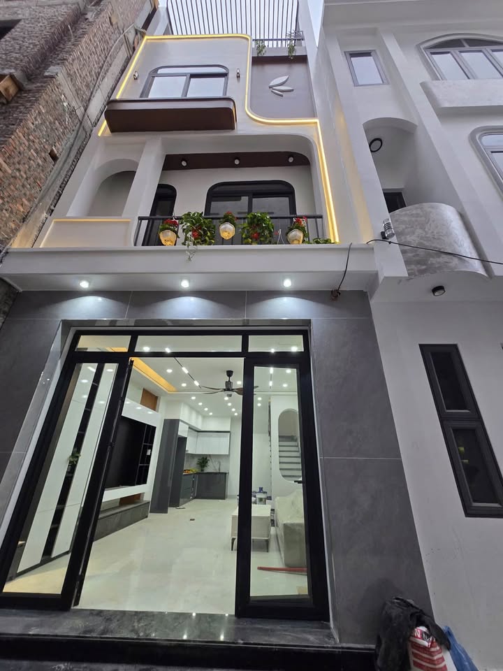 Nhà 4 Tầng Phường An Dương, Hải Phòng - 42.5m², 2.89 Tỷ - Sổ Đỏ Chính Chủ