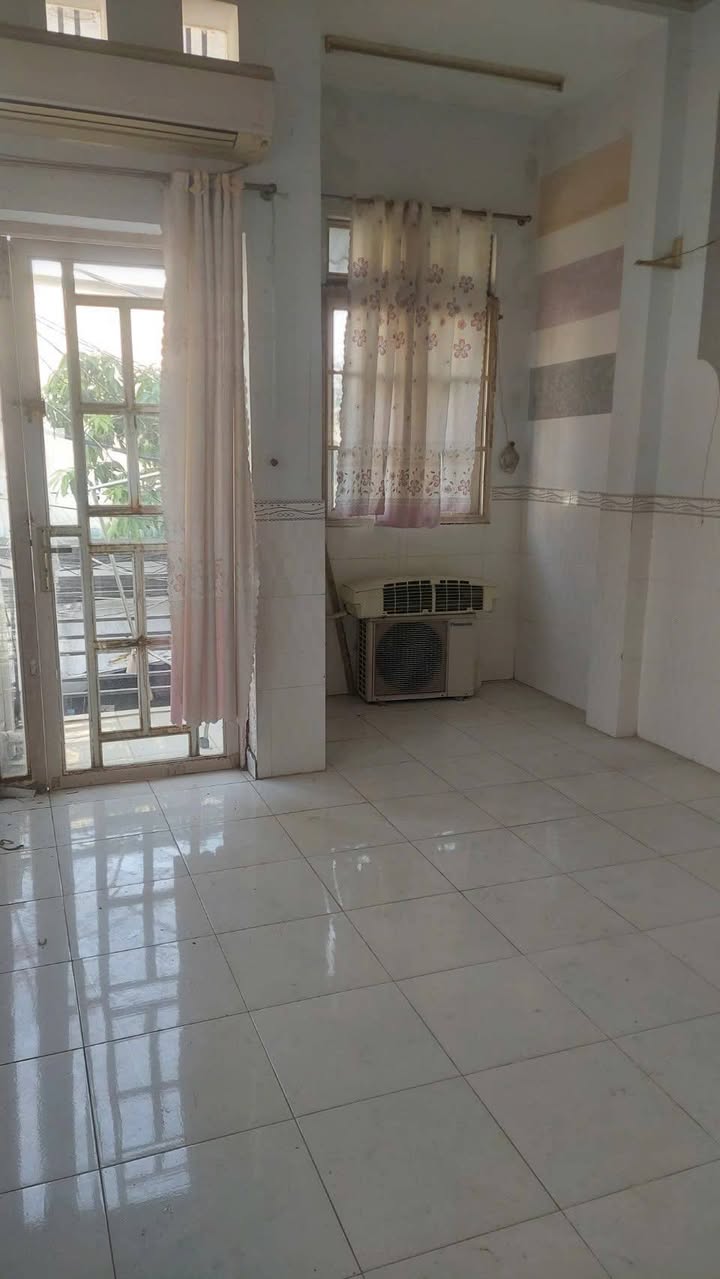 Nhà nguyên căn Huỳnh Tấn Phát, Nhà Bè 24m² - Sẵn sàng ở ngay!