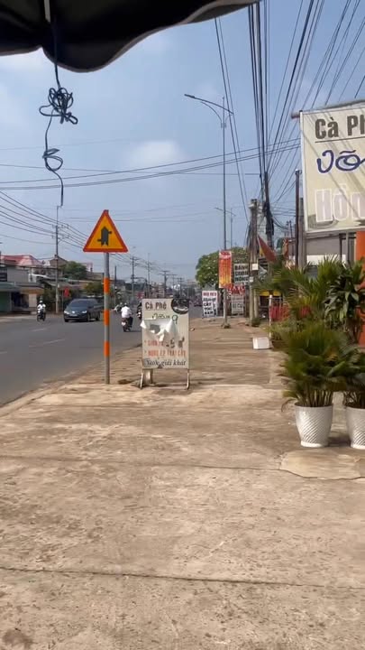 Mặt Tiền QL20 Định Quán 160m² - Kinh Doanh Đa Ngành, Giá Thỏa Thuận