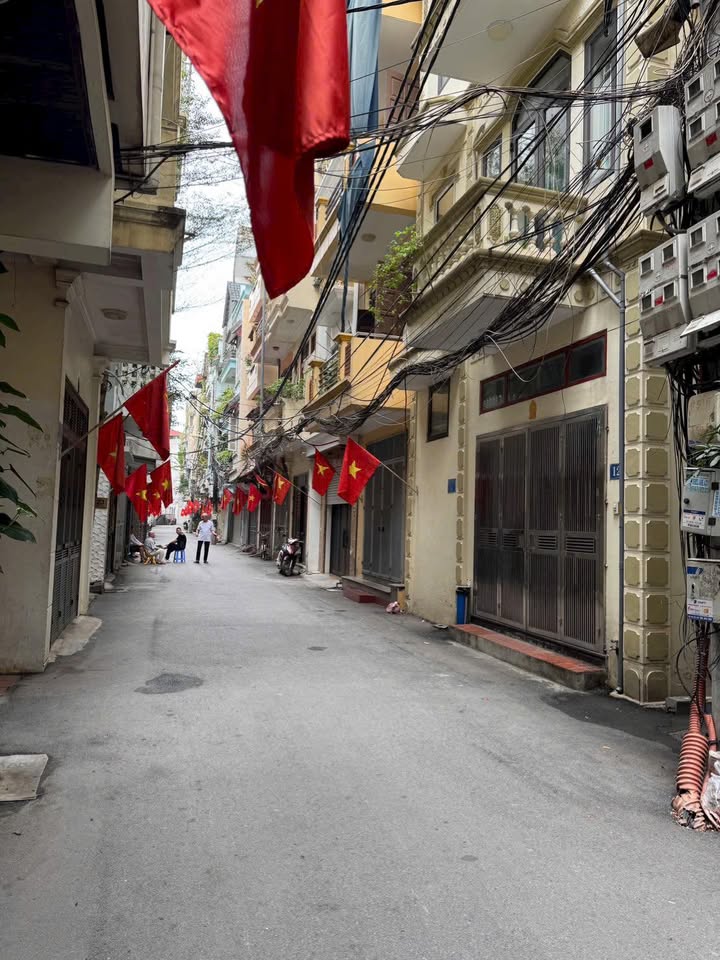 Nhà riêng Bà Triệu Hà Đông 51m² - Ô tô vào tận nhà, giá 13.5 tỷ