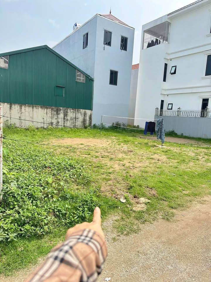 Đất Đấu Giá Thanh Oai 120m² - Mặt Tiền Rộng 8m, Sẵn Sổ Hồng