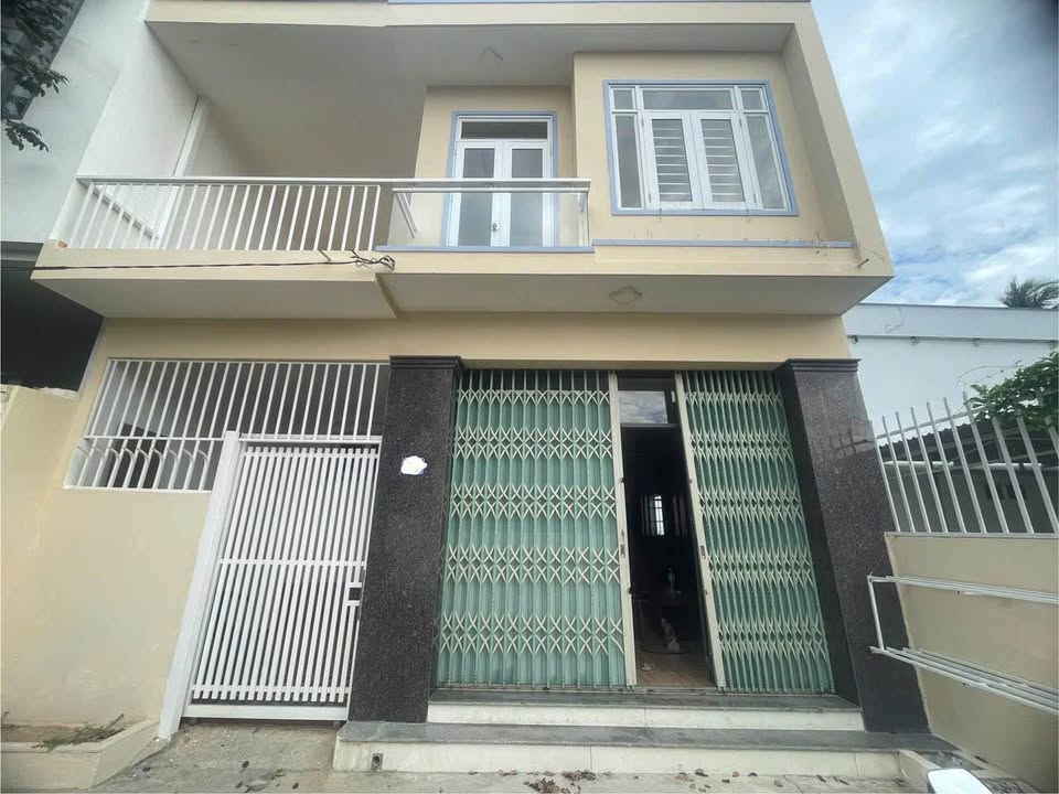 Bán nhà Vĩnh Ngọc Nha Trang 83m² giá 3.65 tỷ - Ô tô vào tận cửa