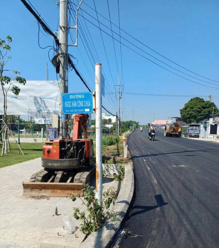 Đất Nền Long Xuyên 241.8m² - Tiềm năng tăng giá vượt trội!