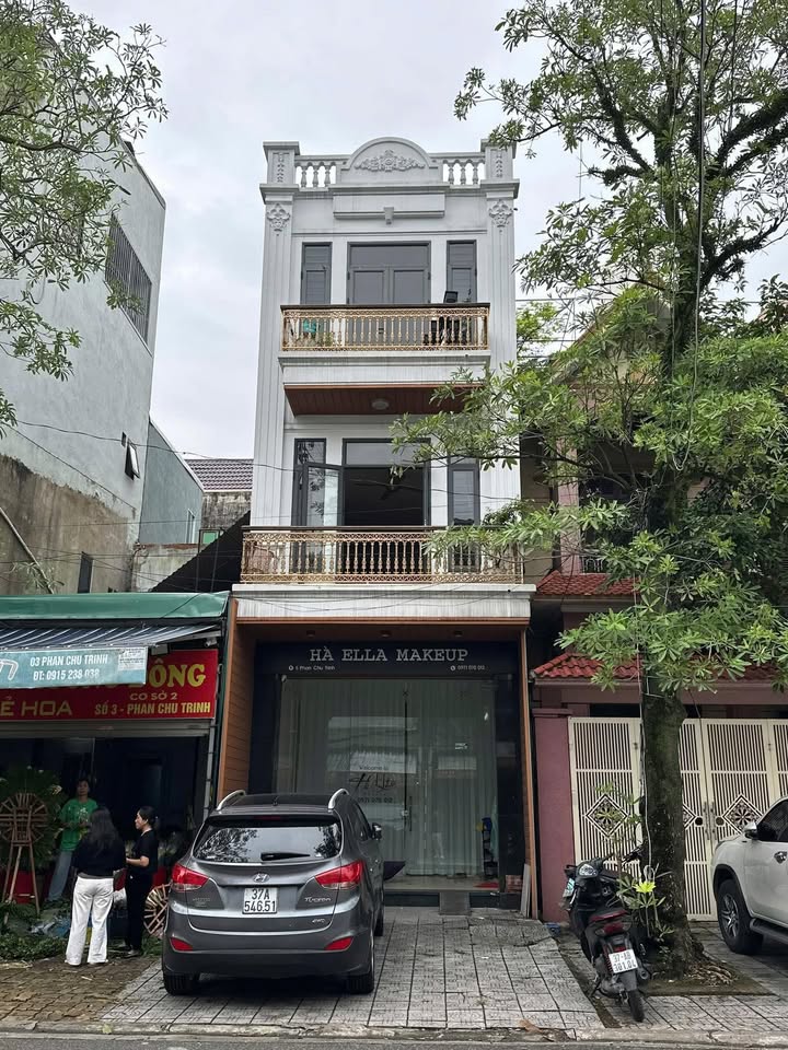 Nhà Mặt Tiền Phan Chu Trinh, TP Vinh - 68m² - Giá Tốt