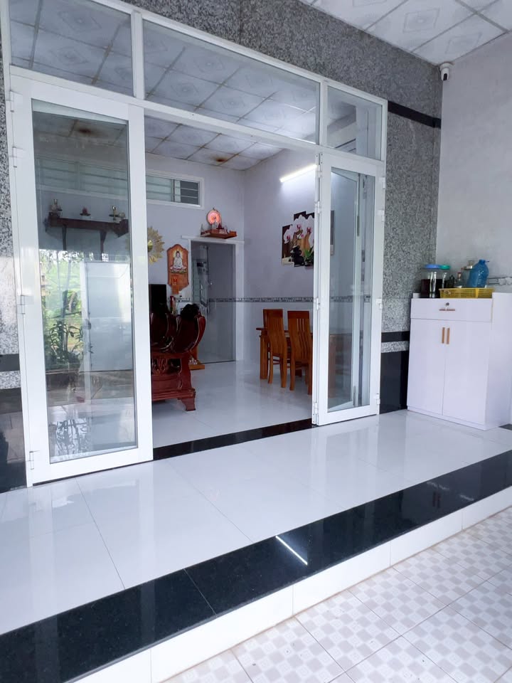 Nhà riêng Trà Ôn Vĩnh Long 180m² - Sẵn sàng ở ngay!