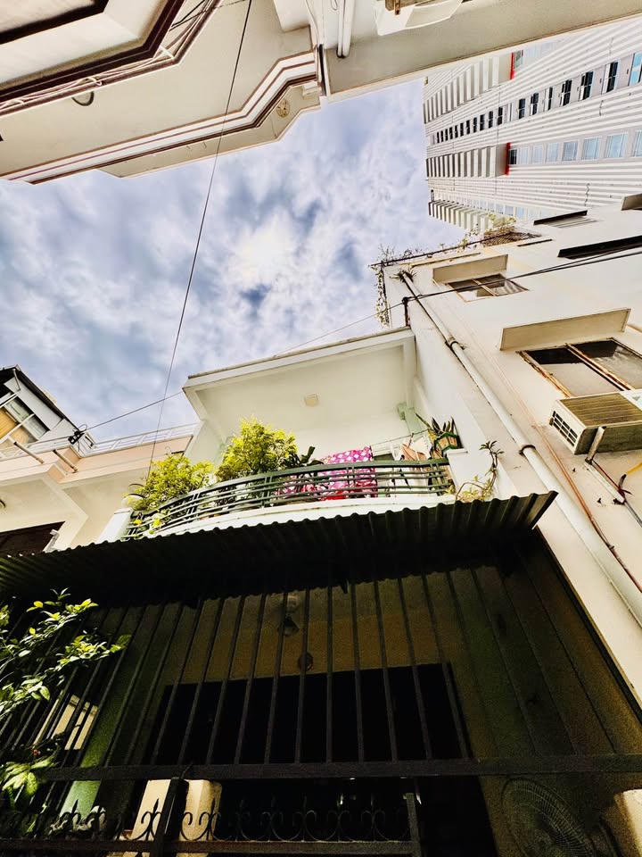 Nhà riêng Trần Hưng Đạo Nha Trang 56.2m² - Vị trí đẹp, ô tô vào tận nhà!