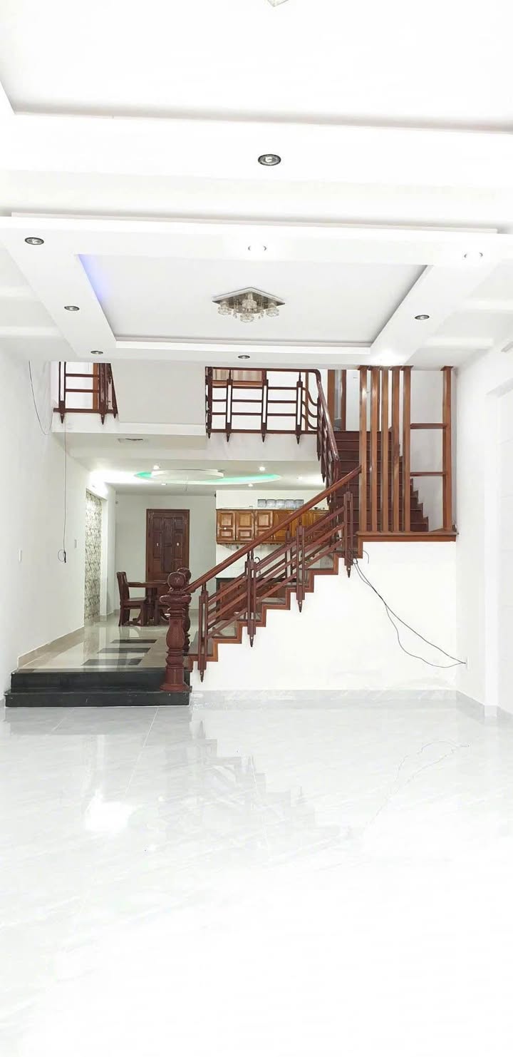 Nhà Mặt Tiền Huỳnh Tấn Phát, Hải Châu 95m² - Đầu Tư Sinh Lời Ngay!