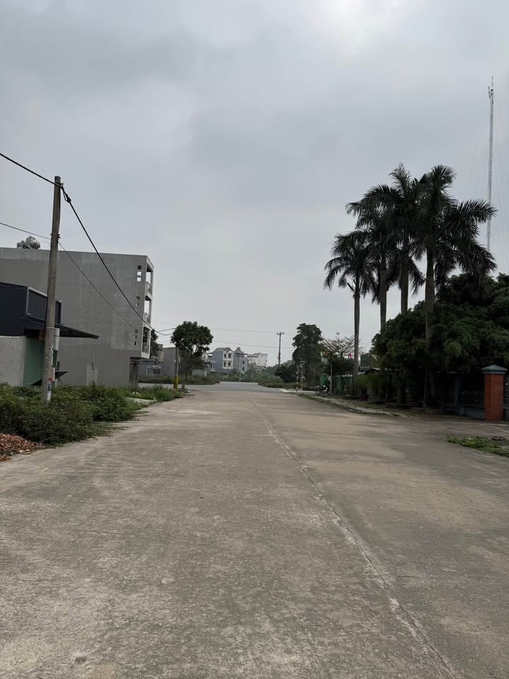 Đất nền Phố Phúc Trì, Ninh Bình 90m² - Sổ đỏ sẵn, đường 12m