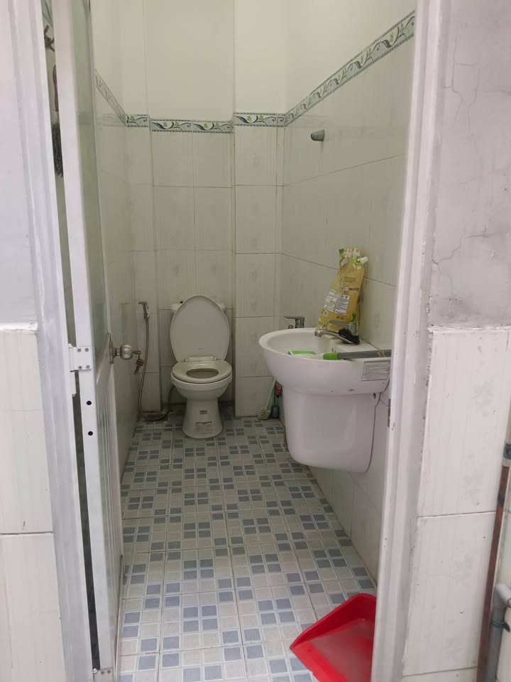 Nhà riêng Tân Xuân Hóc Môn 4.5 tỷ - Sổ hồng sẵn, ô tô đỗ cửa!