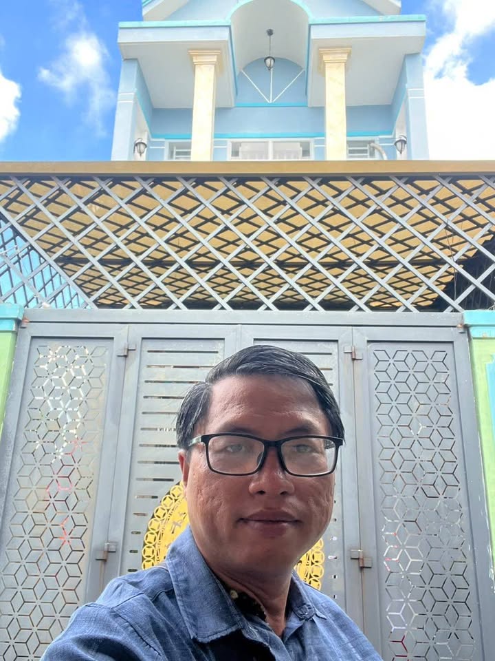 Nhà Hóc Môn 80m² - 4PN - Sát Chợ, MT Xuân Thới Đông 3 - 4 Tỷ