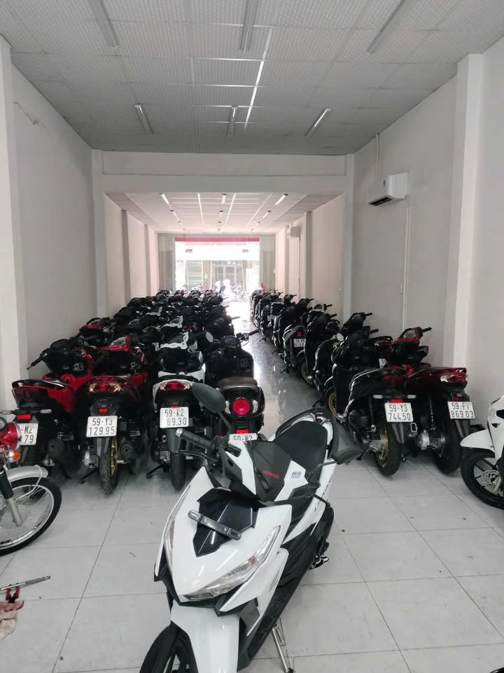 Nhà Mặt Tiền Tỉnh Lộ 10, Bình Tân - Kinh Doanh Sầm Uất 12.8 Tỷ