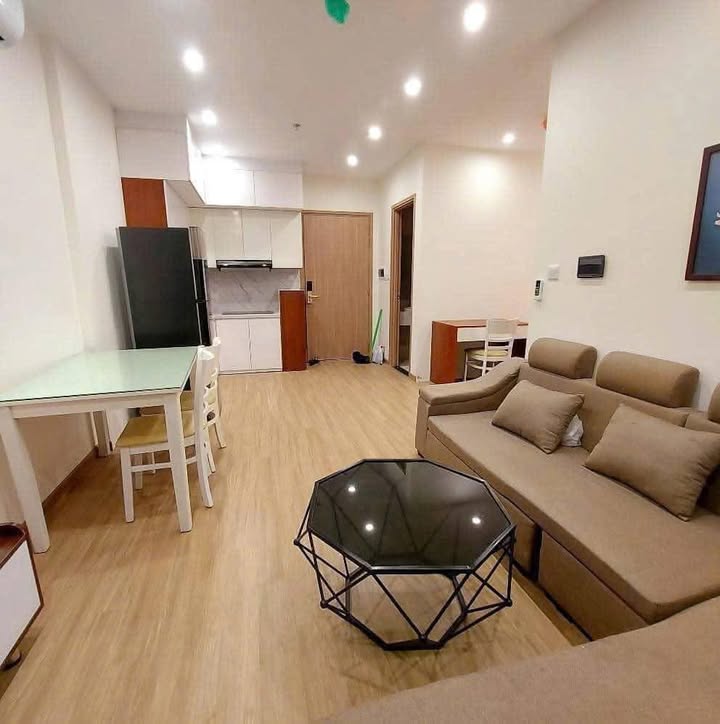 Cho thuê Studio Vinhomes Smart City 43m² - View Nội Khu Đẹp