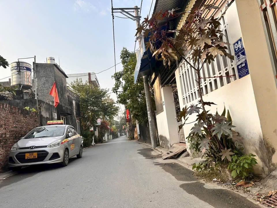 Đất nền Đa Tốn Gia Lâm 75m² - Sổ đỏ chính chủ, ô tô tránh!