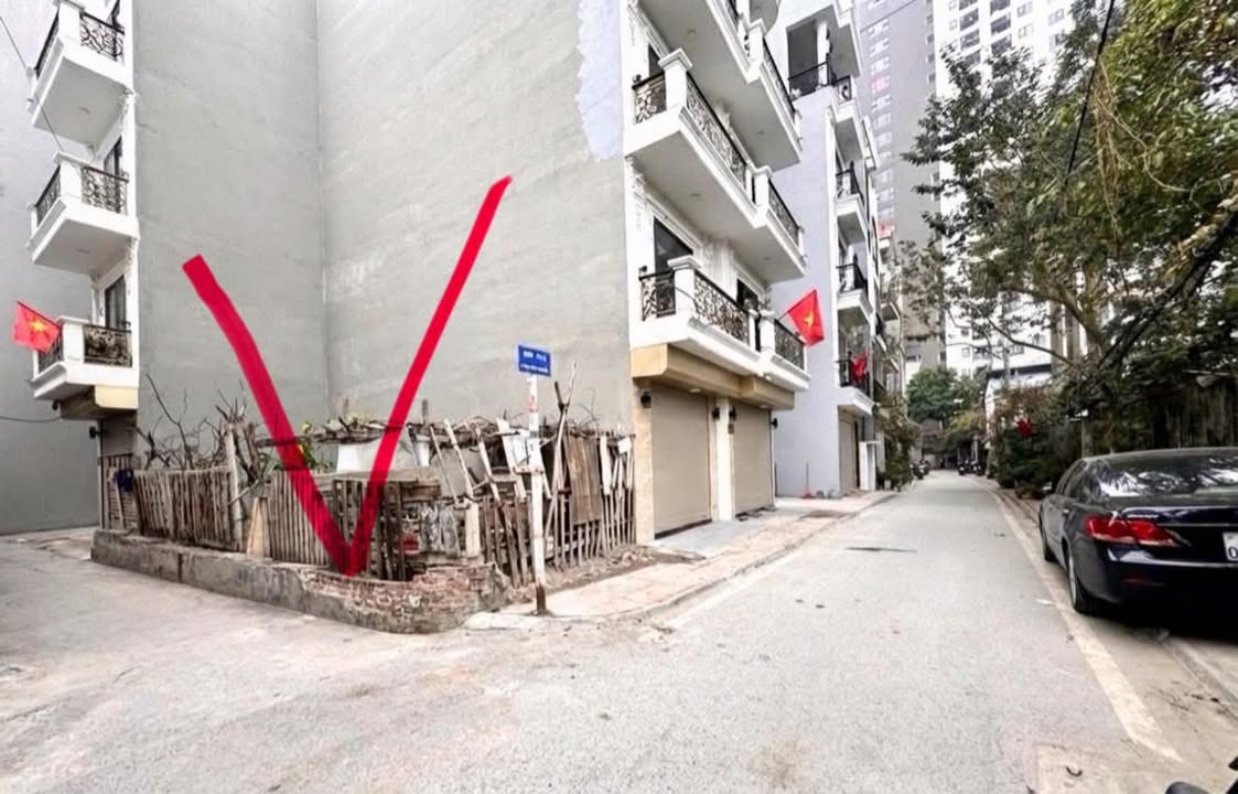 Đất nền Việt Hưng Long Biên 43m² - Lô góc, ô tô tránh, tiềm năng đầu tư!