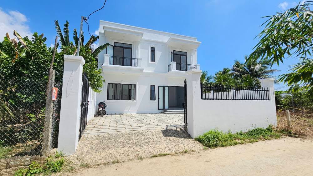 Nhà Vĩnh Trung - Nha Trang 147m² 3PN, Sân Đỗ Oto Rộng - Giá Hủy Diệt 3 Tỷ