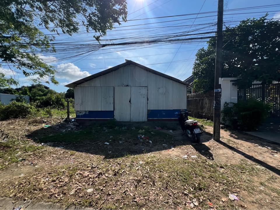 Nhà kho Sóc Trăng 120m² giá 2.95 tỷ - Hoạt động ngay, sinh lời ổn định!