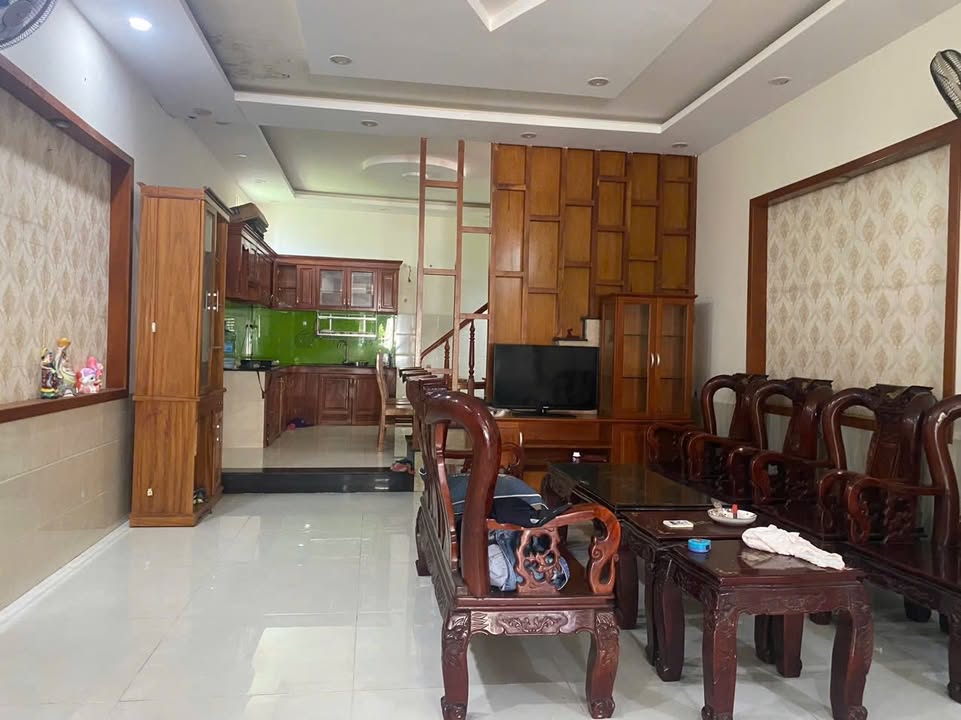 Cho thuê nhà mặt tiền Thắng Nhất, Vũng Tàu - 100m², 9 tỷ/tháng