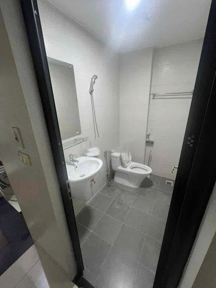 Nhà Mặt Phố Xuân Thủy 40m² x 5 Tầng - Kinh Doanh Sầm Uất Cầu Giấy