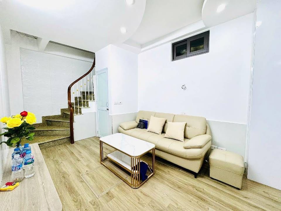 Nhà Vũ Trọng Phụng 25m² - 5 Tỷ - Ngõ 3 Gác, Gần Phố, Sẵn Sàng Ở Ngay