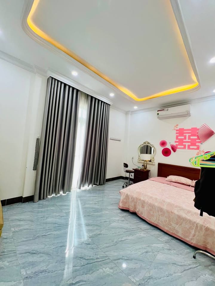 Nhà Mặt Tiền Trần Quốc Toản Quy Nhơn 50m², 4 Tầng - Giá 6 Tỷ