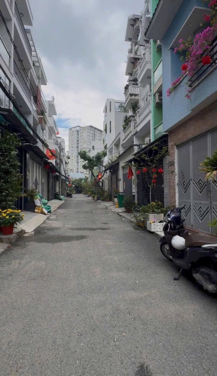 Thuê nhà Quang Trung Gò Vấp 102m² giá 13 triệu - Ô tô vào tận nhà!