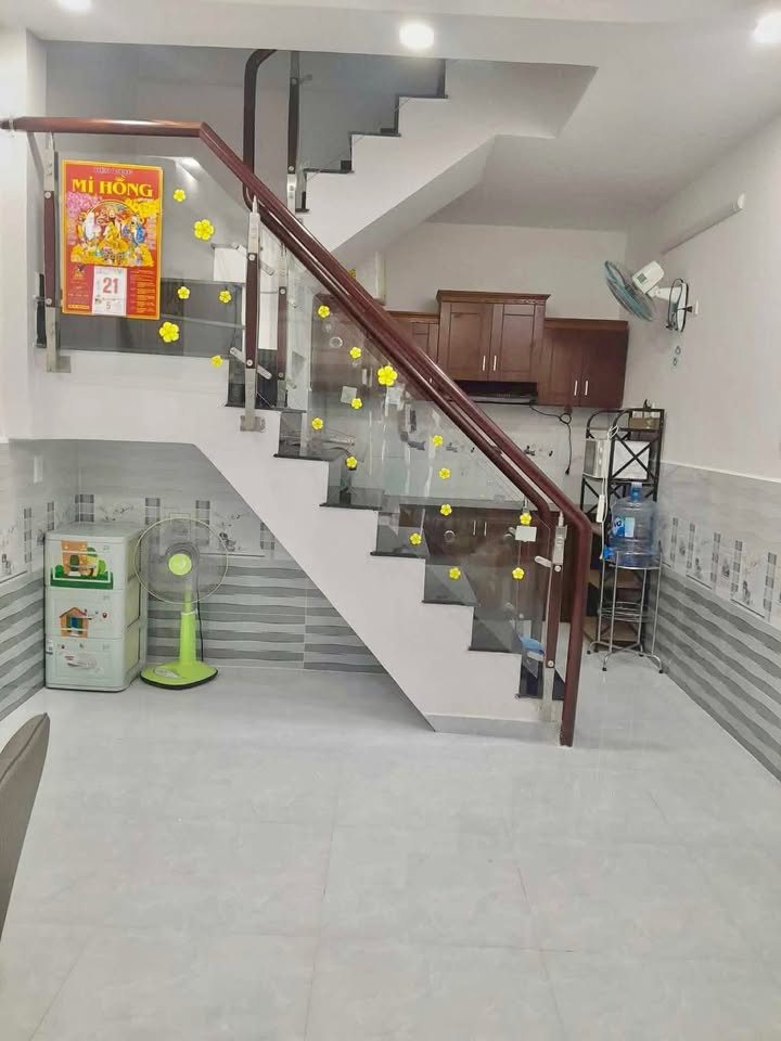 Cho thuê nhà Gò Vấp 32m² - 2PN - Giá 8.5 triệu/tháng - Sẵn ở ngay!