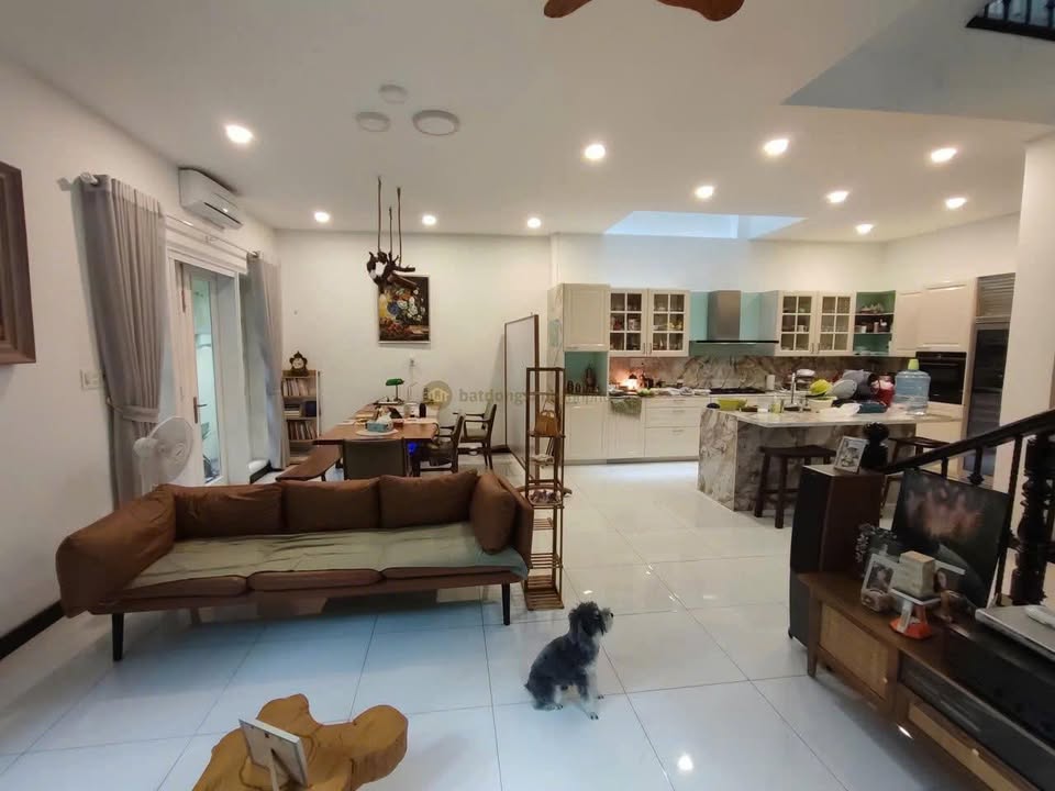 Biệt thự Đường 61 Thảo Điền 143m² giá 29 tỷ - 2 Mặt tiền, Vị trí đẹp