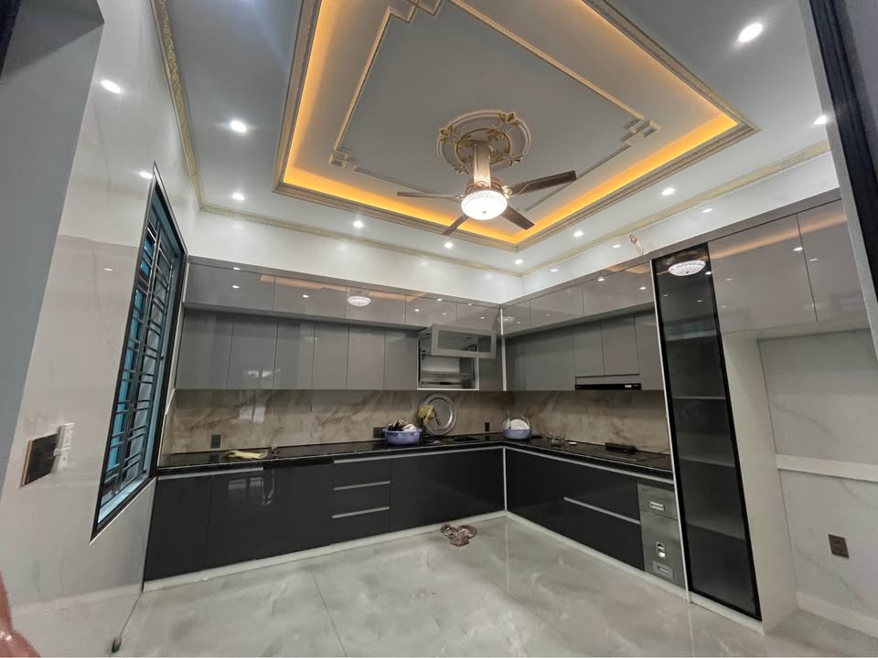 Nhà 57.6m² 4 Tầng, Thang Máy, Ô Tô Đỗ Cửa - TĐC Đồng Giáp, Ngô Quyền