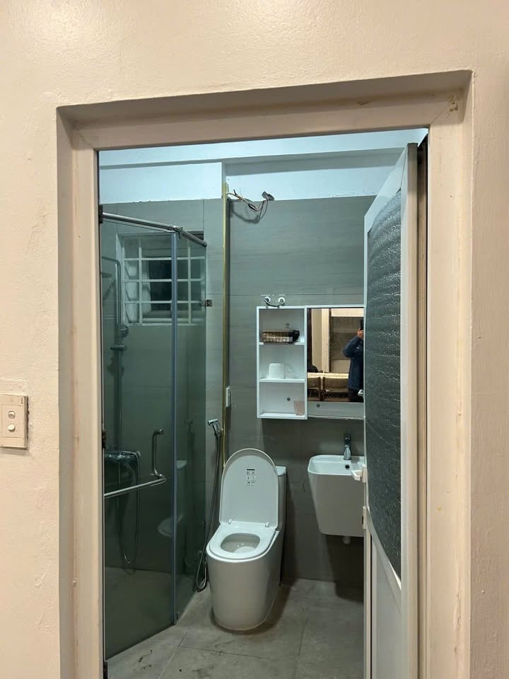 Thuê chung cư Sài Đồng Long Biên 100m² 3PN - Tầng cao view thoáng!