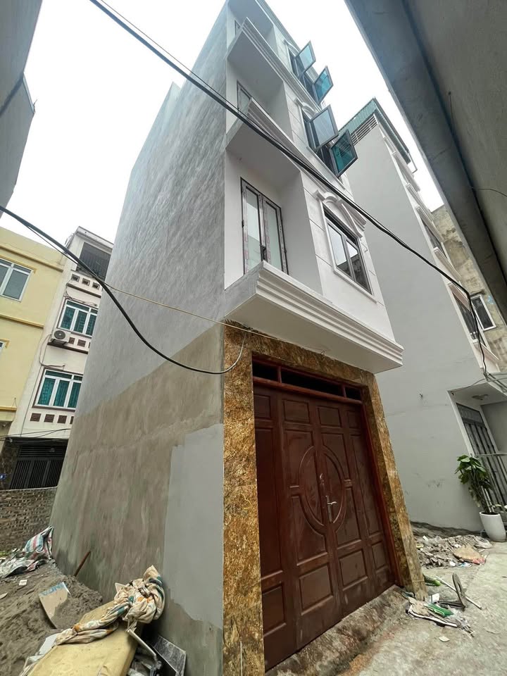 Nhà riêng Cầu Diễn, Nam Từ Liêm 30m² - Gần ô tô, Sổ hồng sẵn!