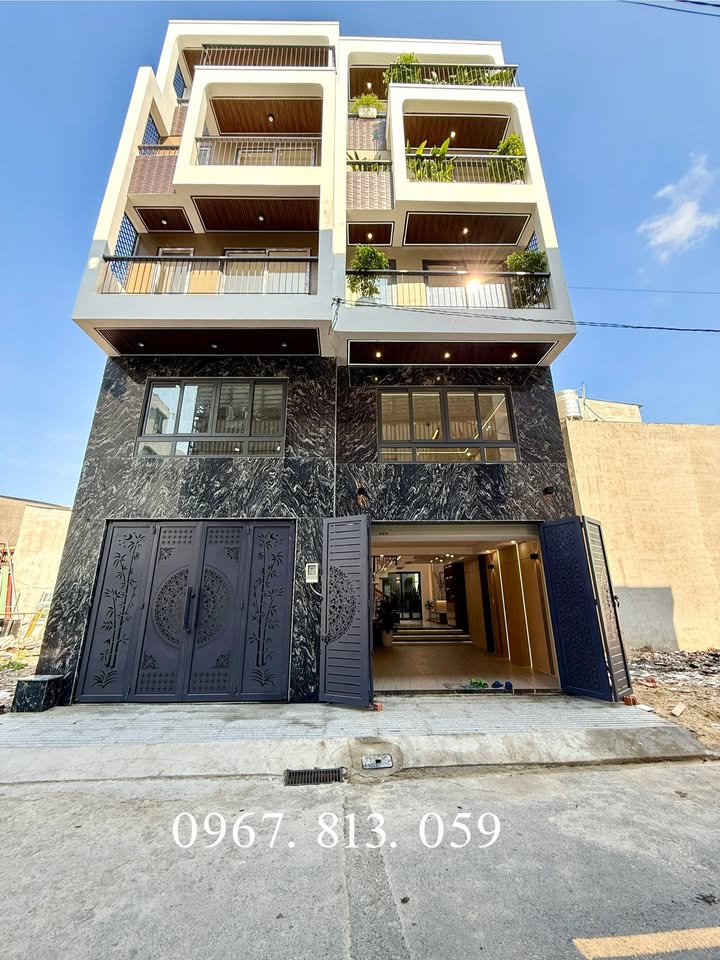 Nhà riêng Q.12 71m² 5 tầng - Ô tô vào tận nhà, có chờ thang máy!