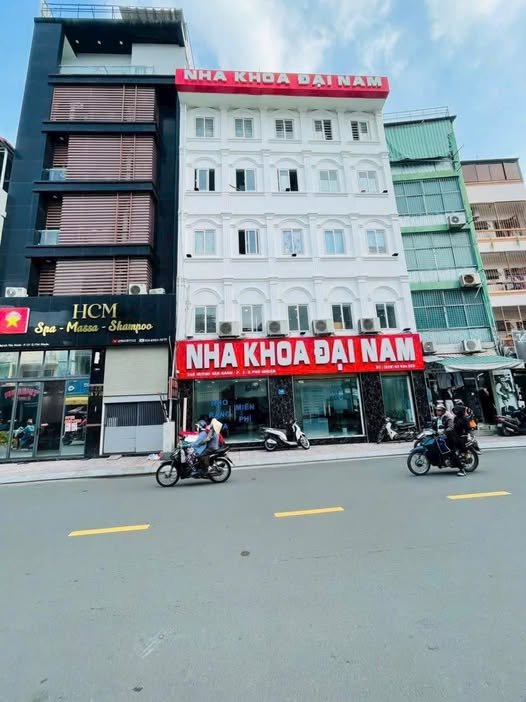 Mặt Tiền Huỳnh Văn Bánh, Phú Nhuận - Kinh doanh Sầm uất, Giá 30 Tỷ
