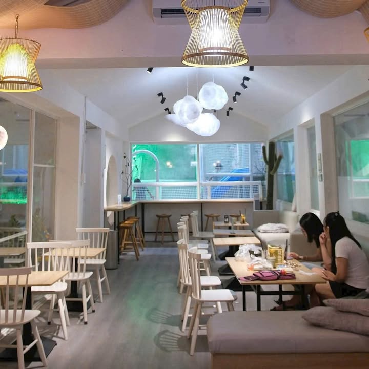 Sang Gấp Tổ Hợp Kinh Doanh Cafe Đa Năng 400m² Sát Aeon Mall Tân Phú - Giá Thuê 35 Triệu/Tháng