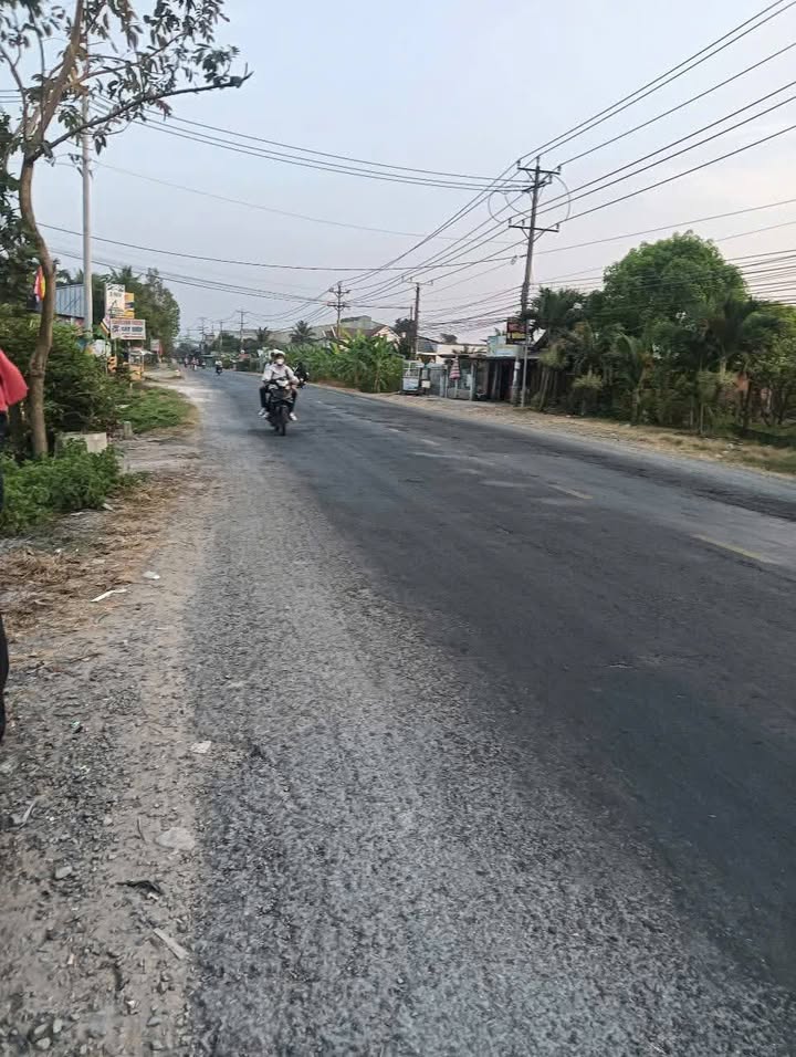 Mặt tiền Quốc lộ 62 Đức Hòa - 170m² Kinh doanh sầm uất - 1.85 tỷ