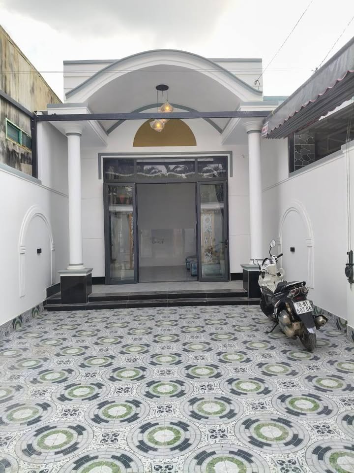 Nhà Riêng Phường Ninh Thạnh, Tây Ninh 195m² - Sổ hồng sẵn, ô tô vào tận nhà!