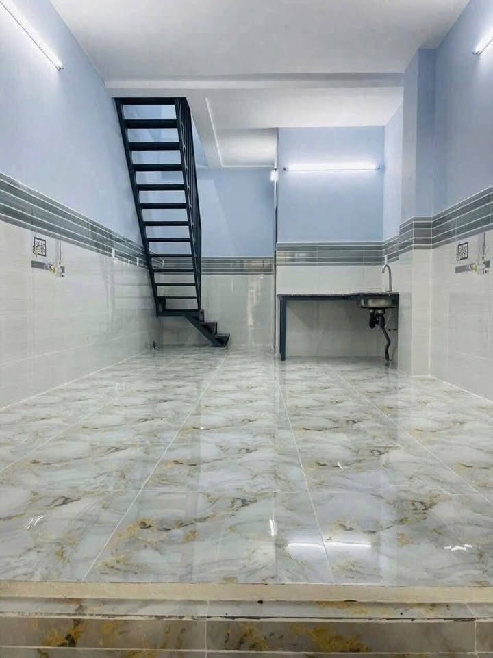 Nhà Riêng Tô Ngọc Vân 49m² giá 6 triệu - Sẵn sàng ở ngay!