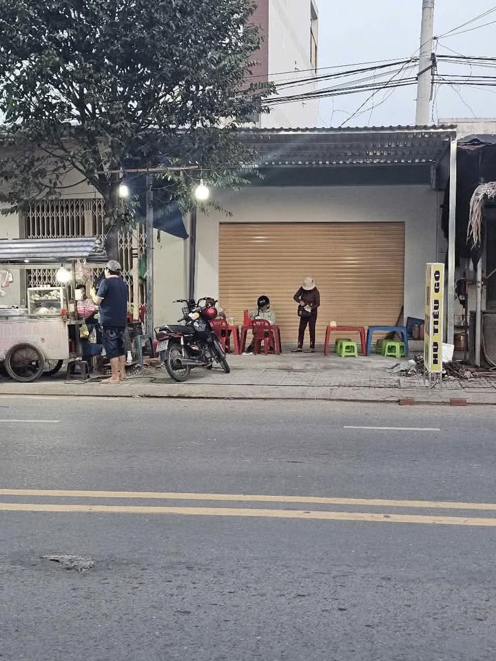 Nhà Nguyên Căn Nguyễn Văn Quá Q12 - 80m² Giá 8 Triệu/Tháng