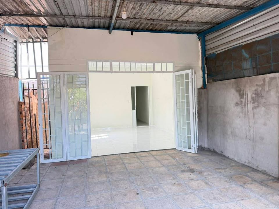 Nhà cấp 4 mặt tiền Hải Thượng Lãn Ông, 100m² giá 3 triệu - Thích hợp KD!