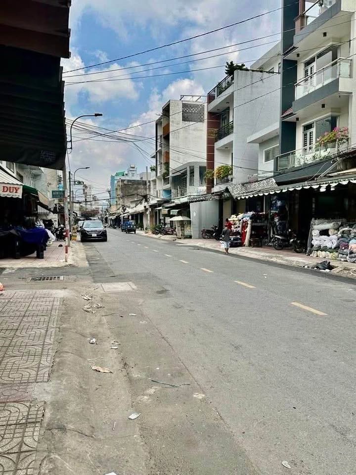 Nhà Phố Lũy Bán Bích, Tân Phú 15 Tỷ - Mặt Tiền Kinh Doanh Hiếm Có!