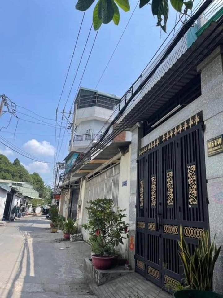 Nhà riêng Hẻm Hương Lộ 2 Bình Tân 77m² 5.2 tỷ - Ô tô vào tận nhà!