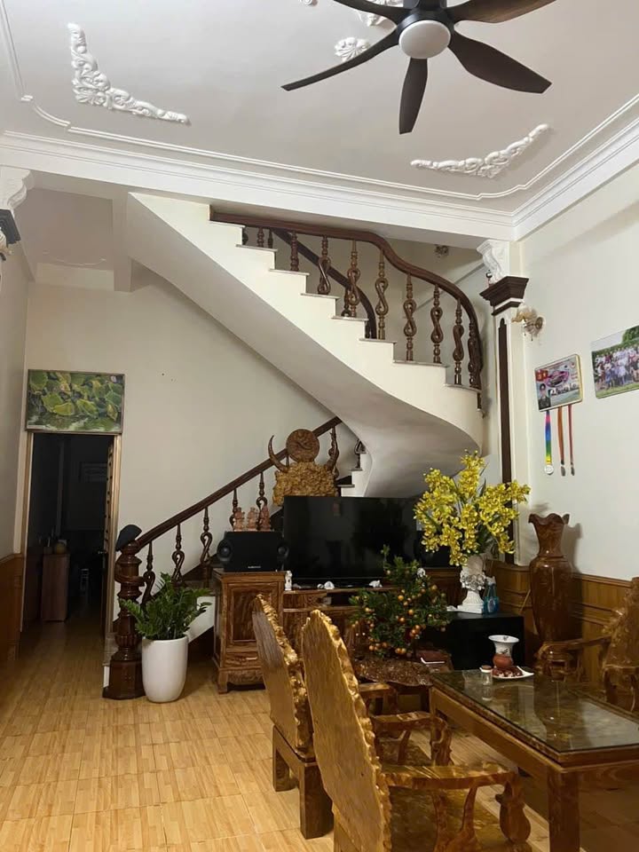 Nhà phố Bùi Thị Xuân Sơn La 75m² - Mặt tiền kinh doanh đắc địa!