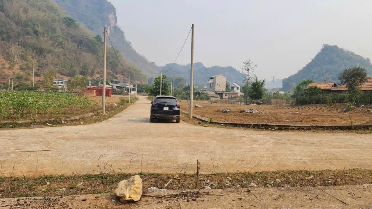 Đất Chiềng Ngần Sơn La 306m² giá 880 triệu - Sổ đỏ chính chủ