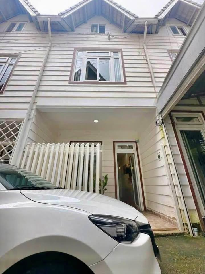 Nhà riêng 45m² Đà Lạt - Ô tô vào tận nhà, giá chỉ 3.1 tỷ!