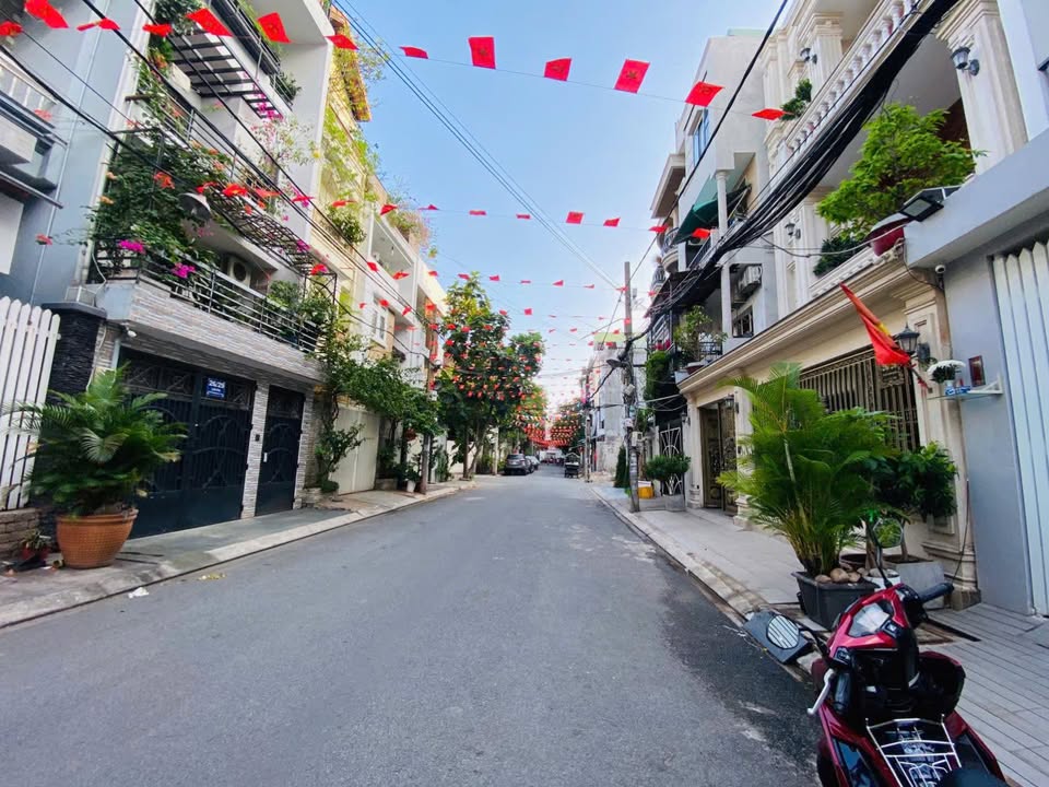 Nhà 80m² K300 Bình Thạnh - 4 Tầng, Sân Thượng, Đường 10M